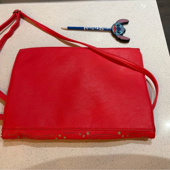 Red Kate & Mel Crossbody Bag - Picture 3 of 5